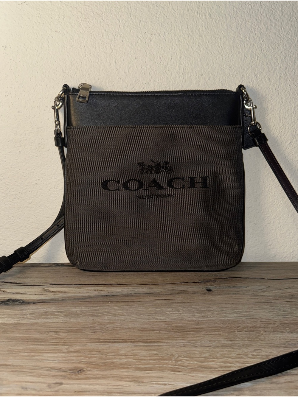 Coach Black/Gray Signature Jacquard Kitt Messenger Crossbody Bag
